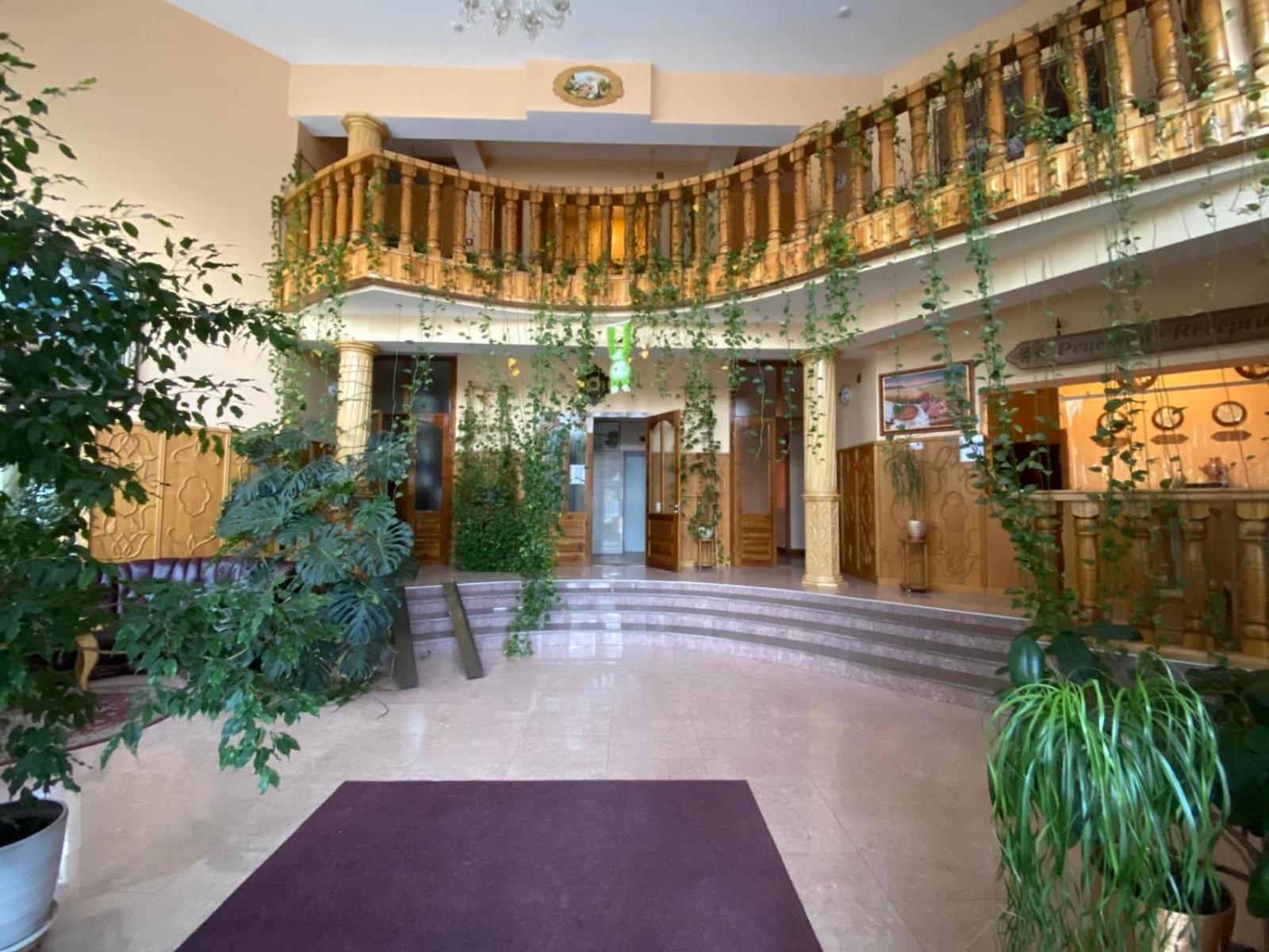 Tisa Hotel Petropavlovskaya Borshchagovka Ngoại thất bức ảnh